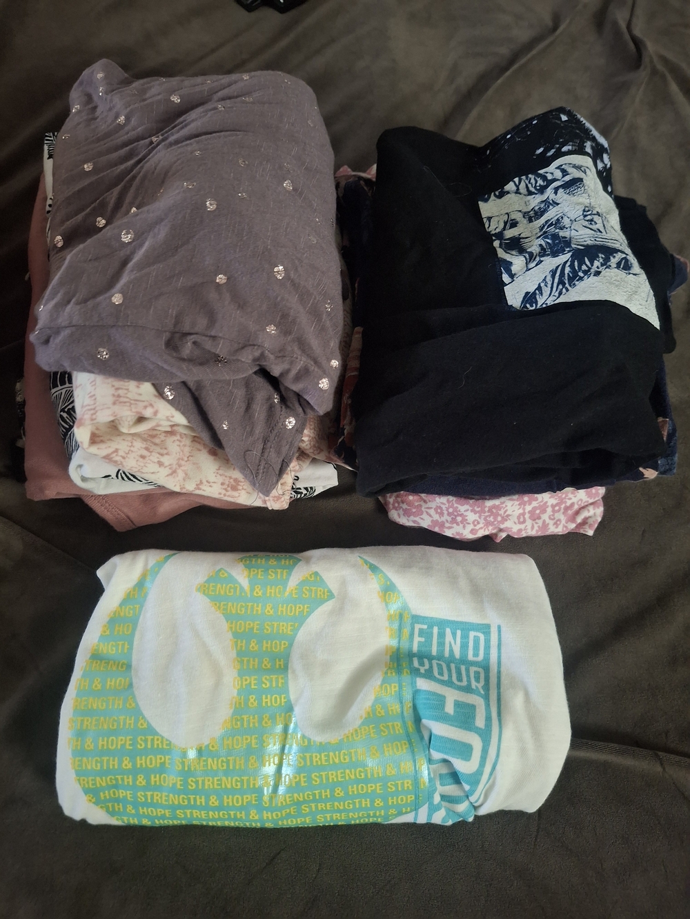 Mixed Lot Womens Size M Shirts